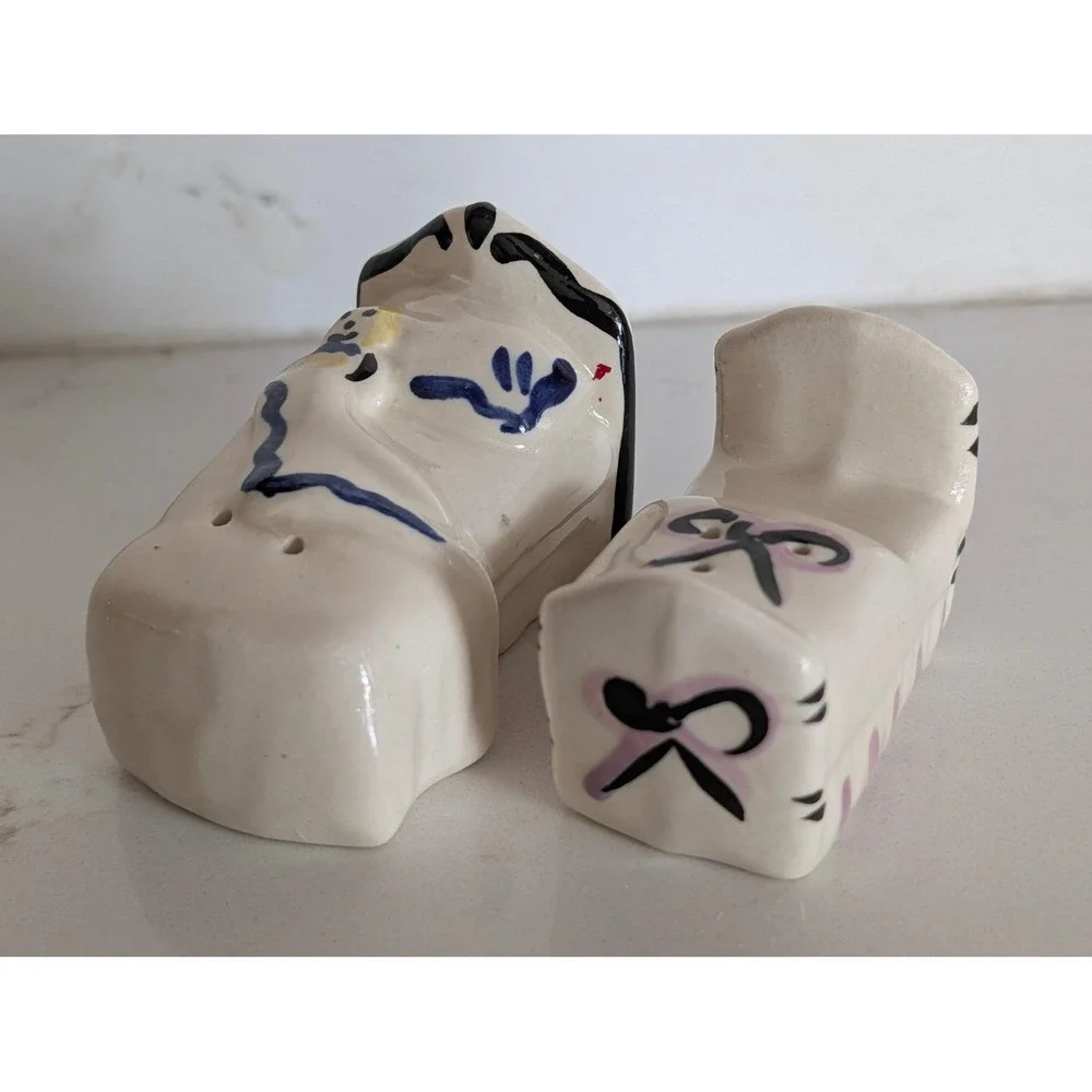 The Unbranded Brand vintage ceramic